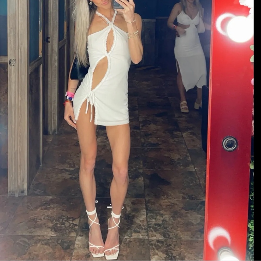 NWT White Ruffle mini Dress